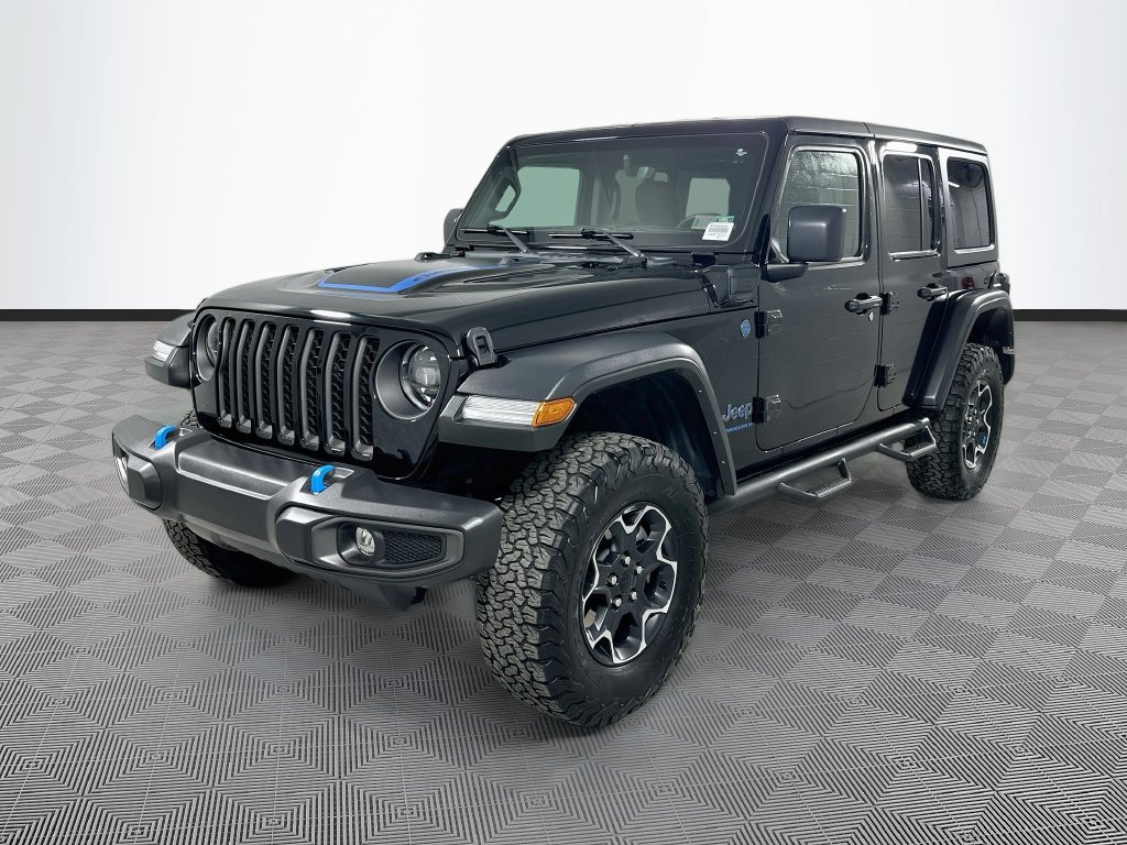 Used 2023 Jeep Wrangler Unlimited Rubicon 4xe w/ Cold Weather Group AWD/4WD image 3