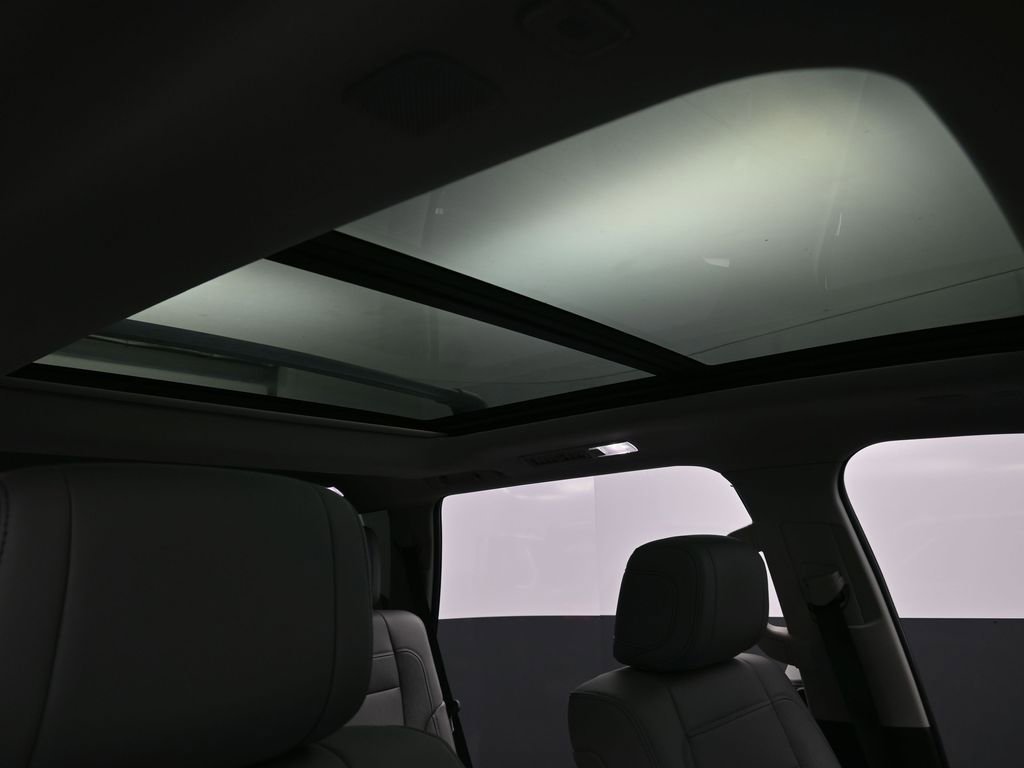 Used 2024 Toyota Sequoia Limited image 18