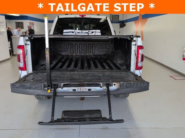 Used 2022 Ford F150 Lariat w/ Equipment Group 502A High image 8