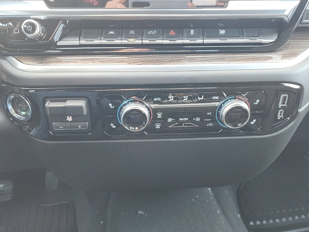 New 2026 GMC Sierra 1500 Elevation image 29