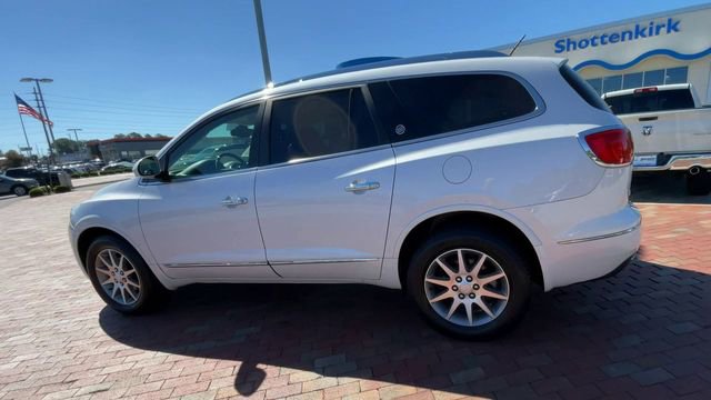 Used 2017 Buick Enclave Leather w/ Trailering Package FWD image 7