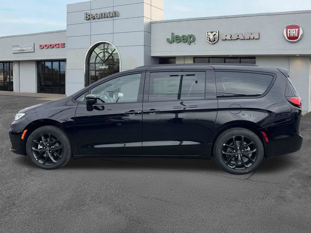 New 2026 Chrysler Pacifica Select w/ S Appearance Package FWD image 4
