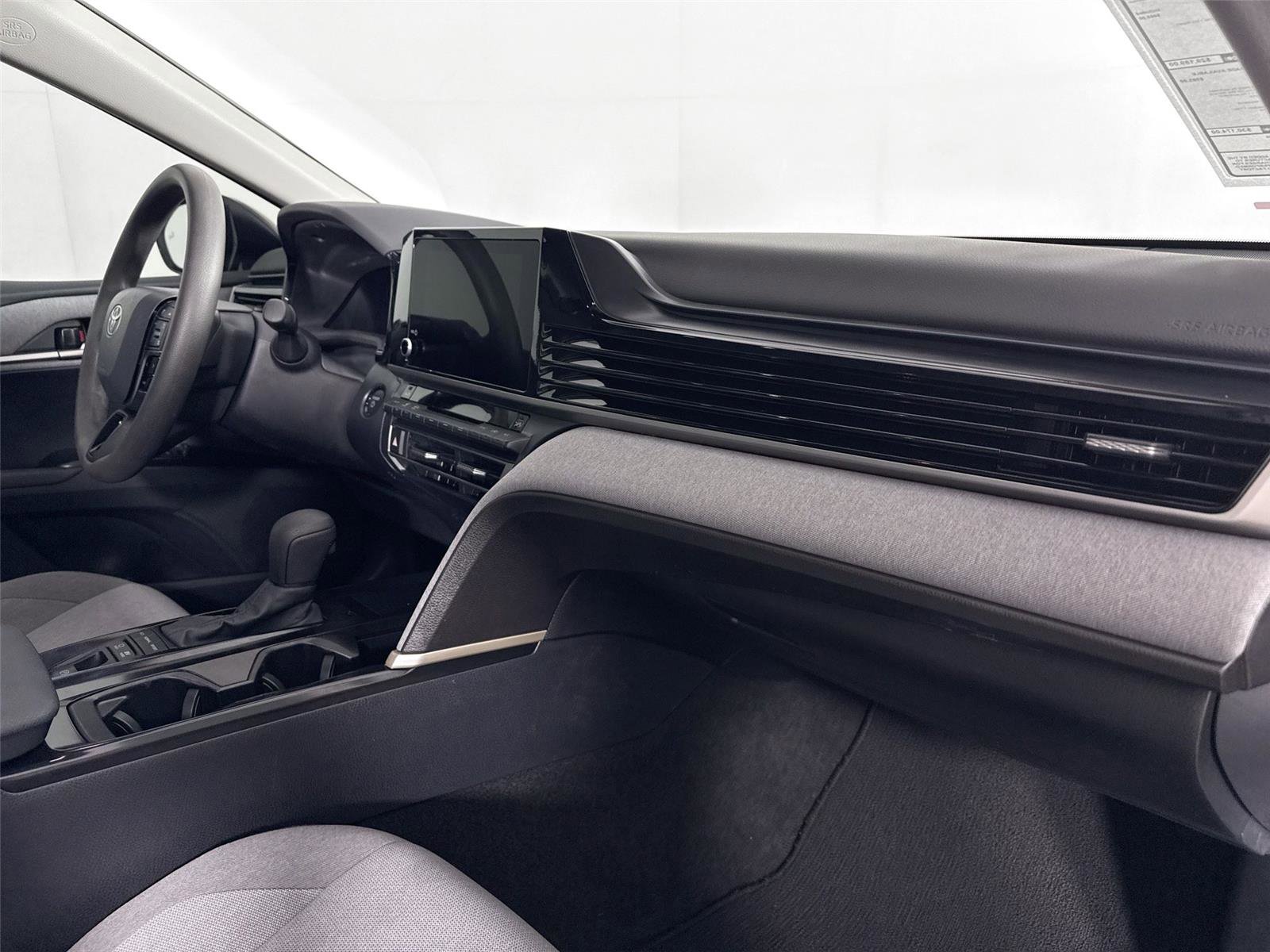 Used 2025 Toyota Camry LE w/ Convenience Package image 53