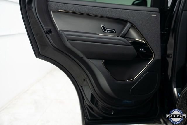 Used 2025 Land Rover Range Rover Sport image 25