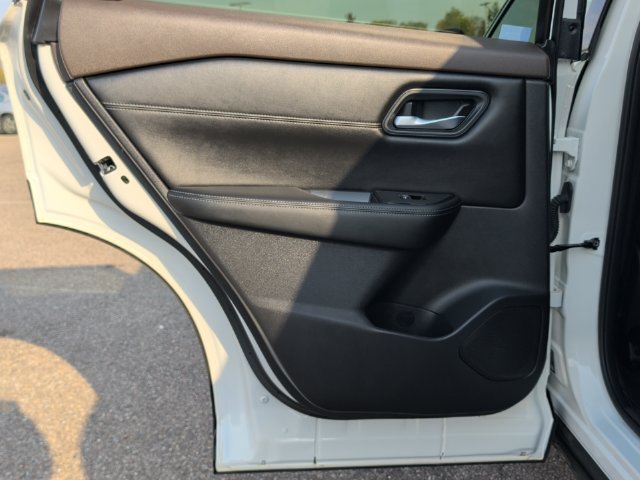 Certified 2023 Nissan Rogue SL AWD/4WD image 24