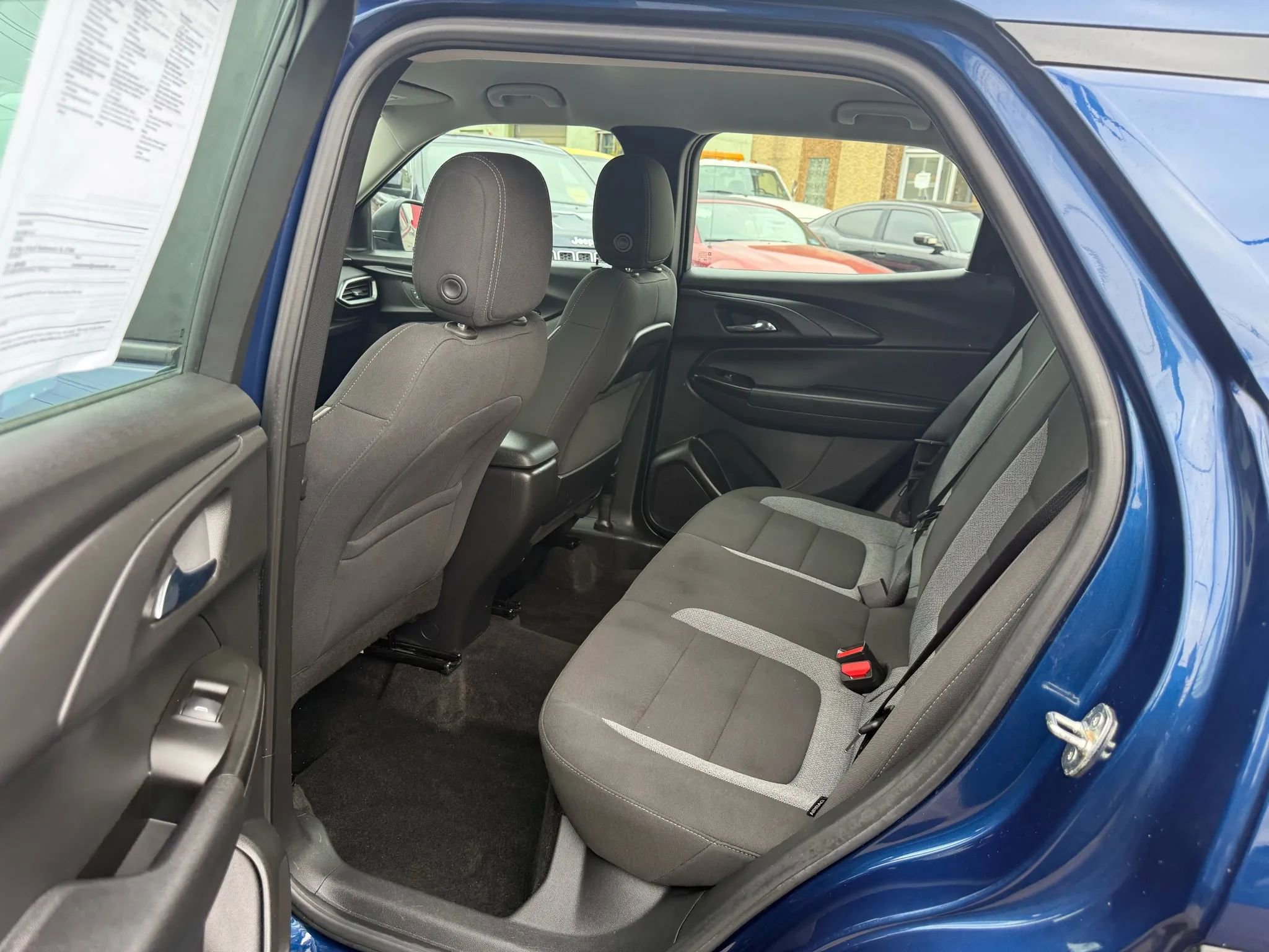 Used 2022 Chevrolet TrailBlazer LS image 31