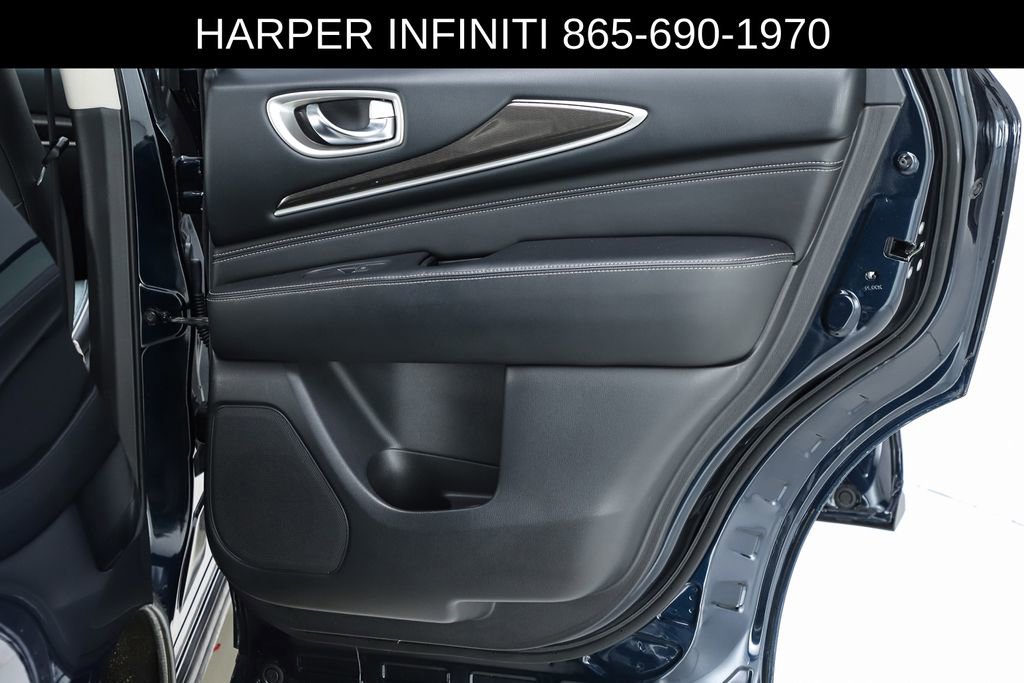 Used 2017 INFINITI QX60 Luxe w/ Premium Plus Package AWD/4WD image 31