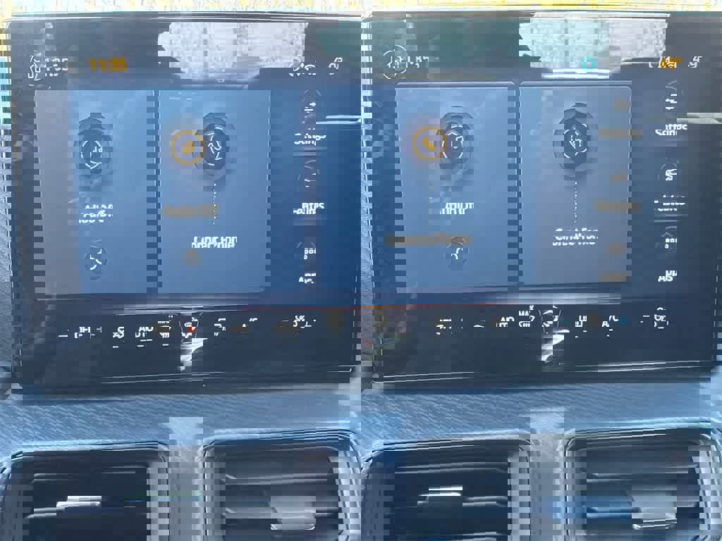 Used 2024 Ford Mustang Coupe image 21