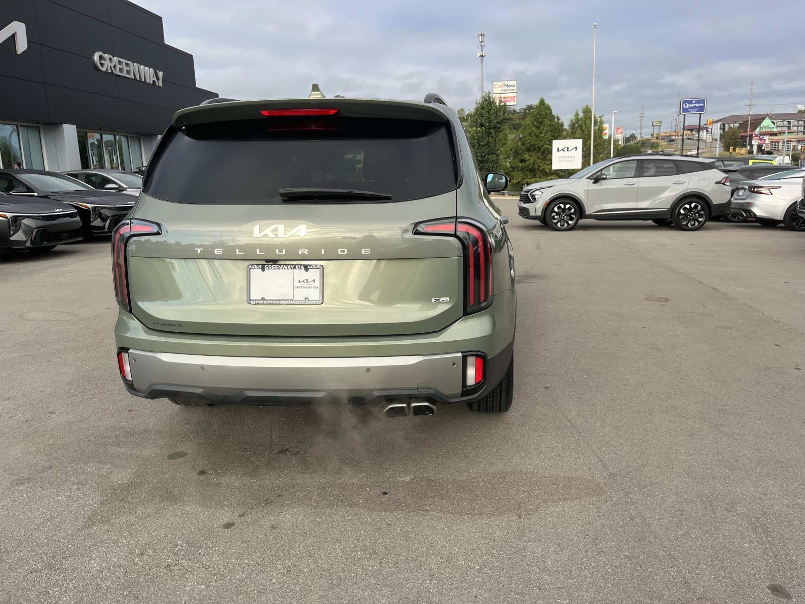 Used 2023 Kia Telluride SX X-Pro AWD/4WD image 4