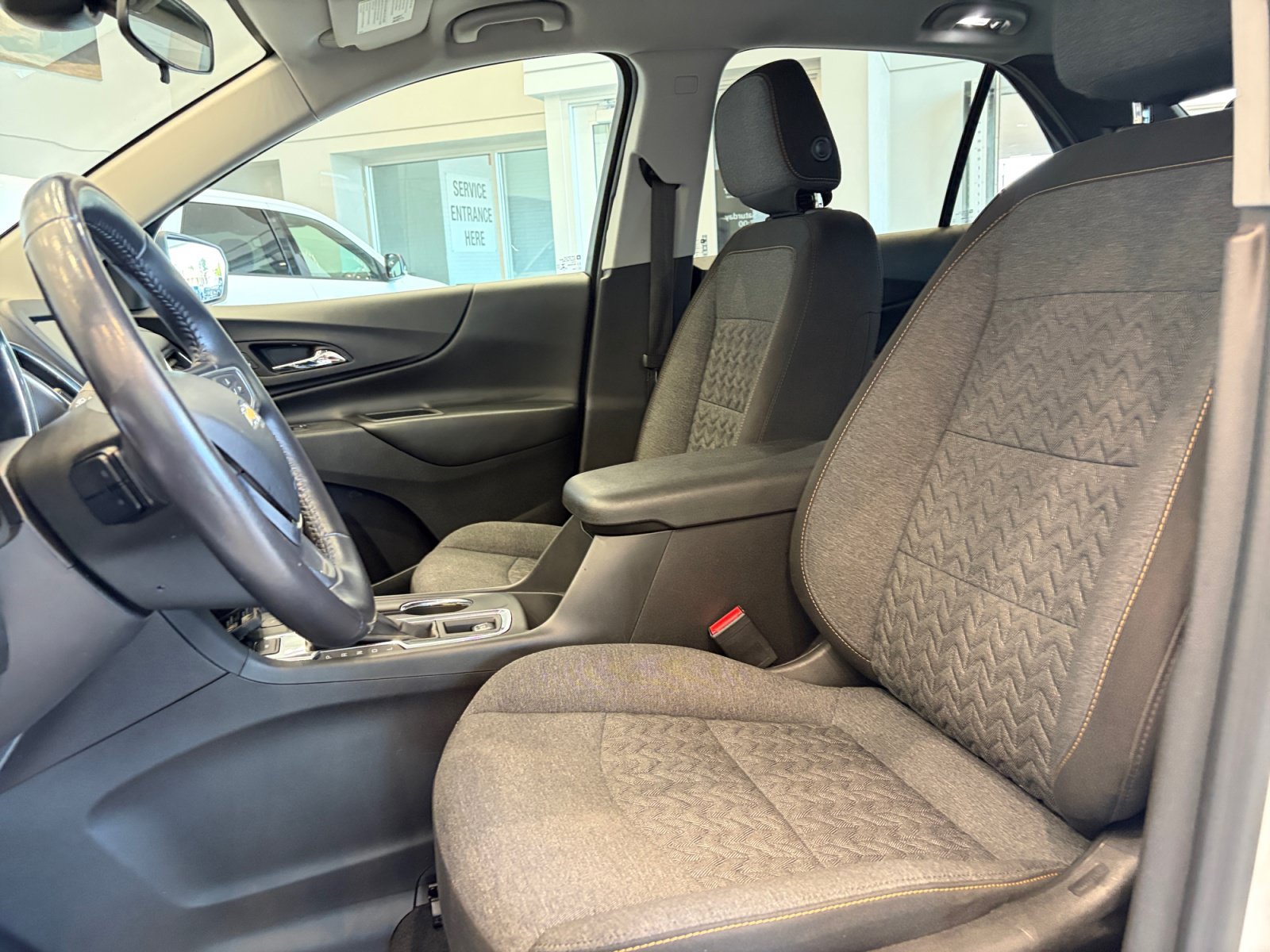 Used 2022 Chevrolet Equinox LT AWD/4WD image 12