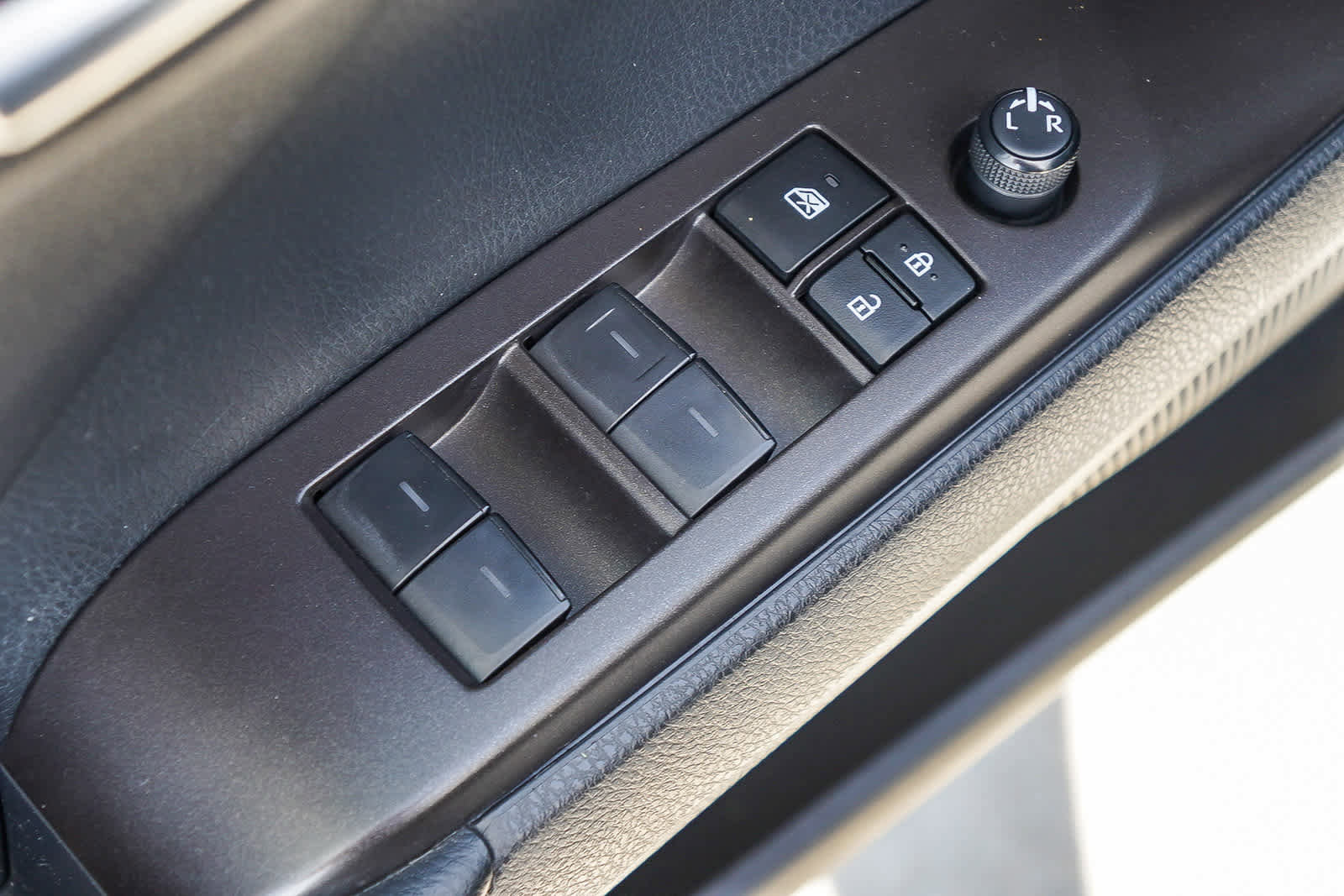 Certified 2024 Toyota Camry SE image 24