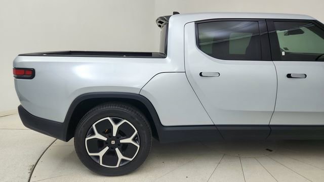 Used 2023 Rivian R1T Adventure image 12