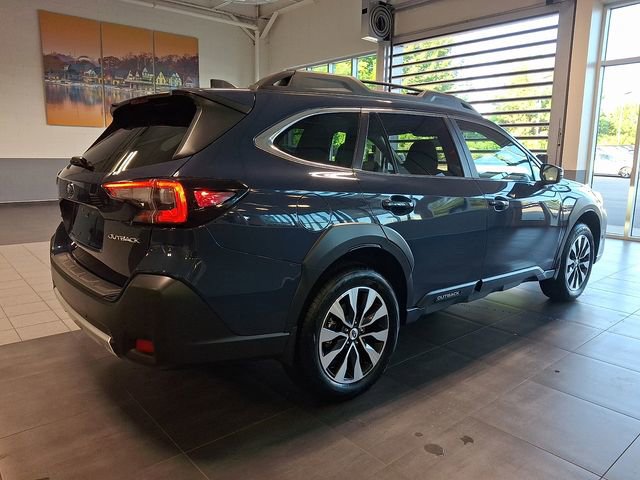 Certified 2025 Subaru Outback Limited AWD/4WD image 6