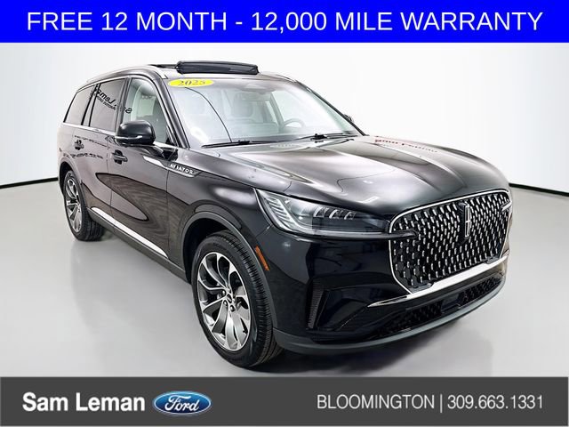 Used 2025 Lincoln Aviator Reserve AWD/4WD image 1