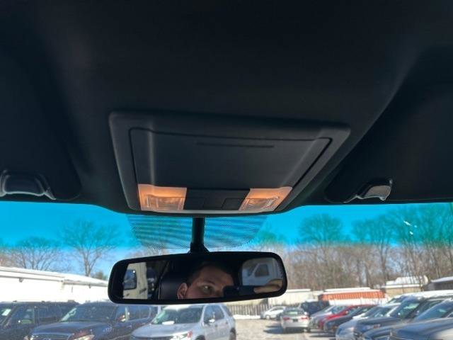 Used 2019 Ford Explorer XLT w/ Equipment Group 202A image 27