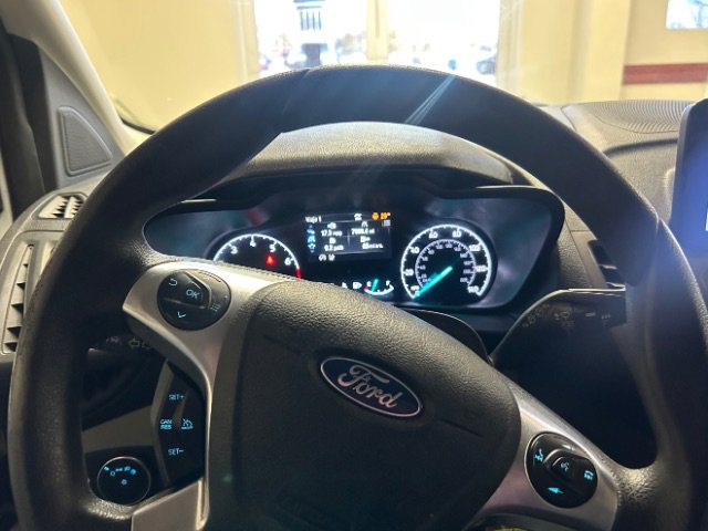 Used 2020 Ford Transit Connect XLT image 11