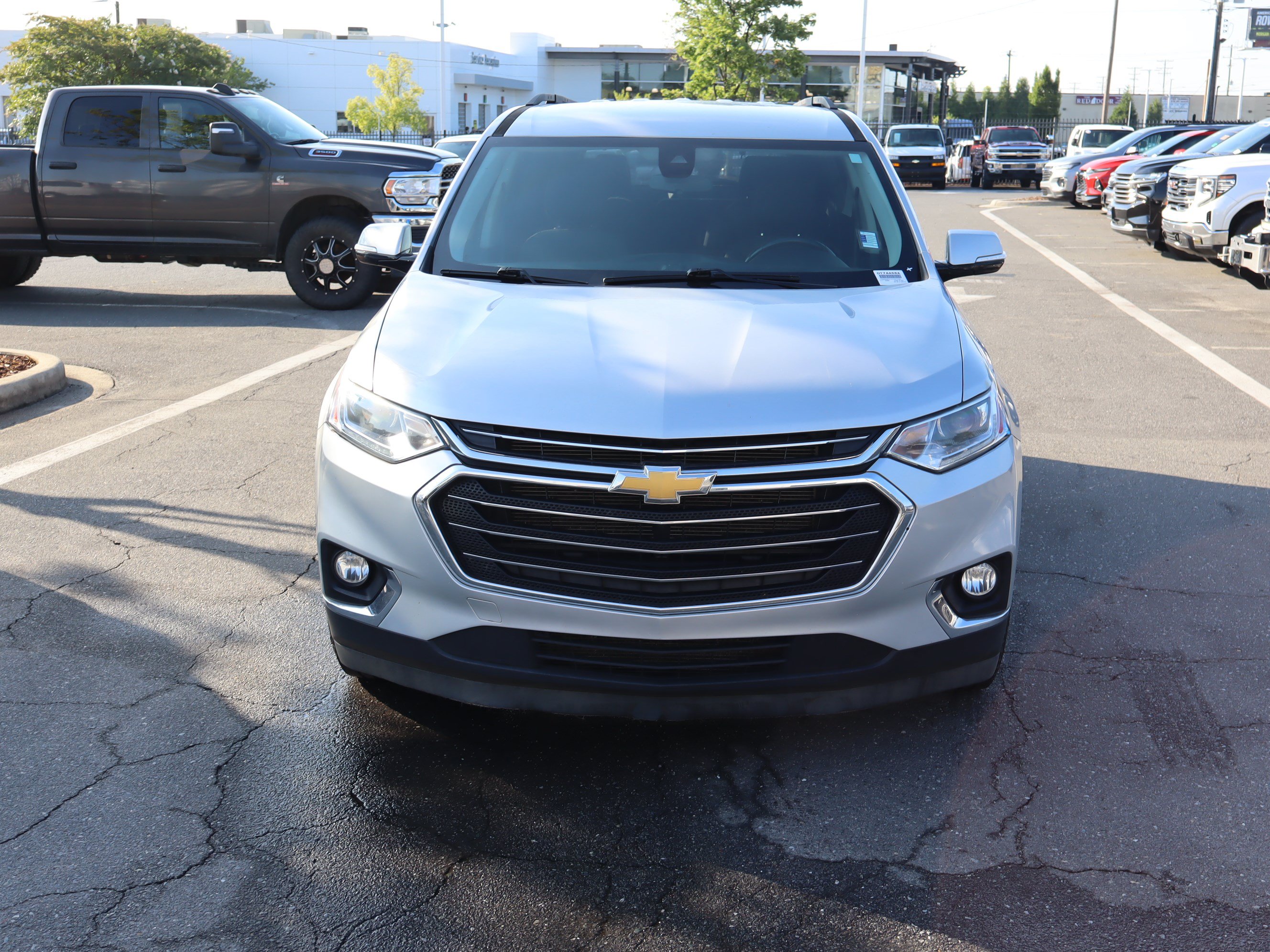 Used 2020 Chevrolet Traverse LT FWD image 15