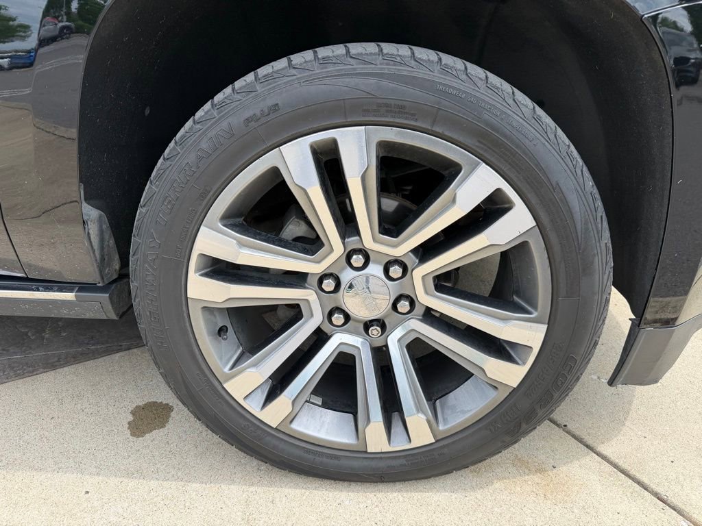 Used 2019 GMC Yukon XL Denali w/ Denali Ultimate Package AWD/4WD image 12