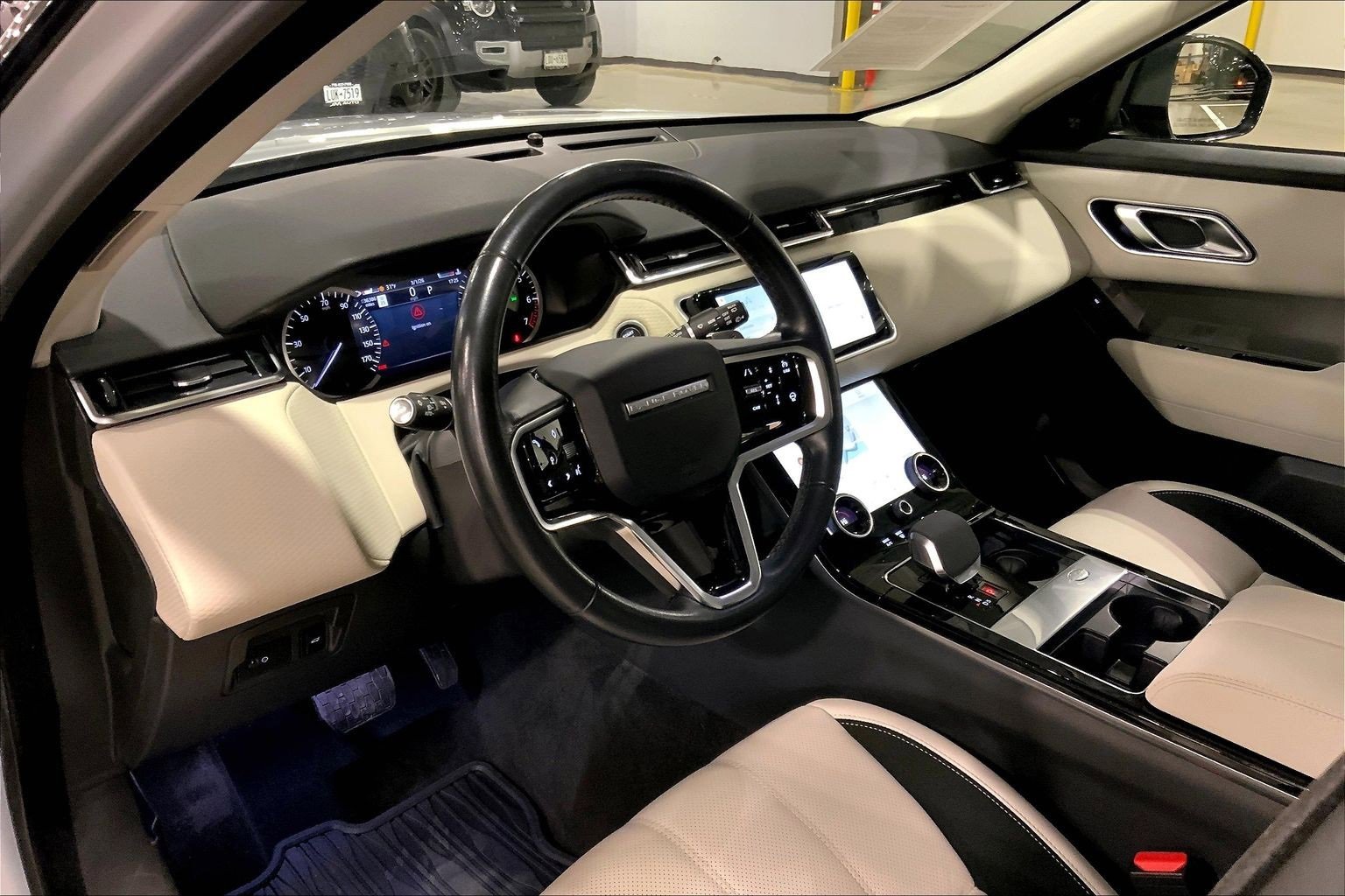 Used 2023 Land Rover Range Rover Velar S image 17