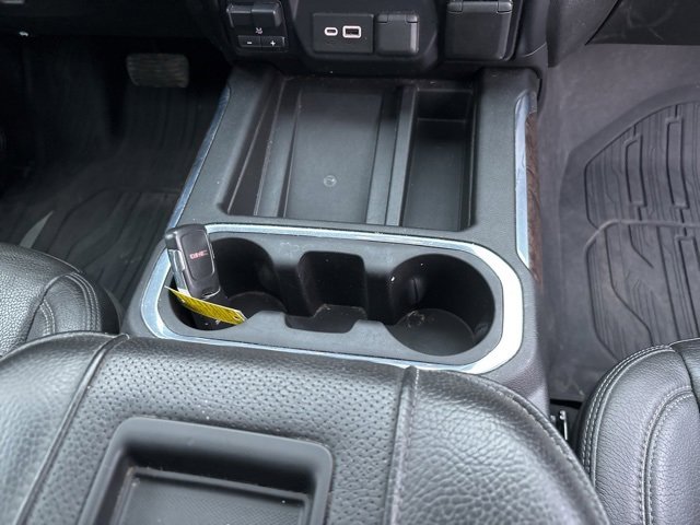 Used 2021 GMC Sierra 2500 Denali w/ Denali Ultimate Package image 12