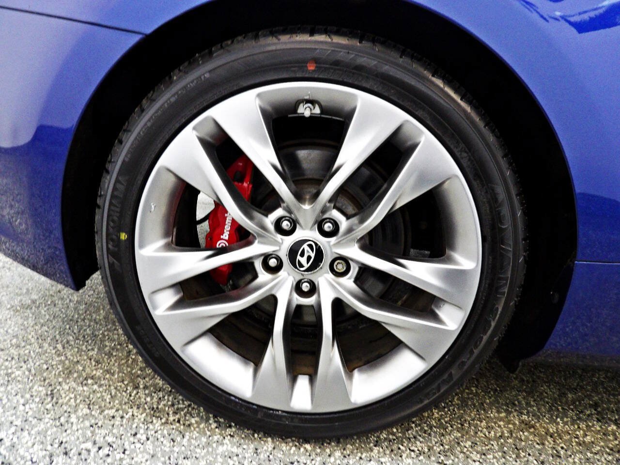 Used 2016 Hyundai Genesis Coupe 3.8 RWD image 17