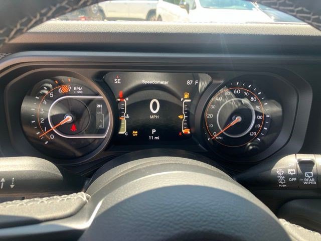 New 2026 Jeep Wrangler Unlimited Rubicon AWD/4WD image 17