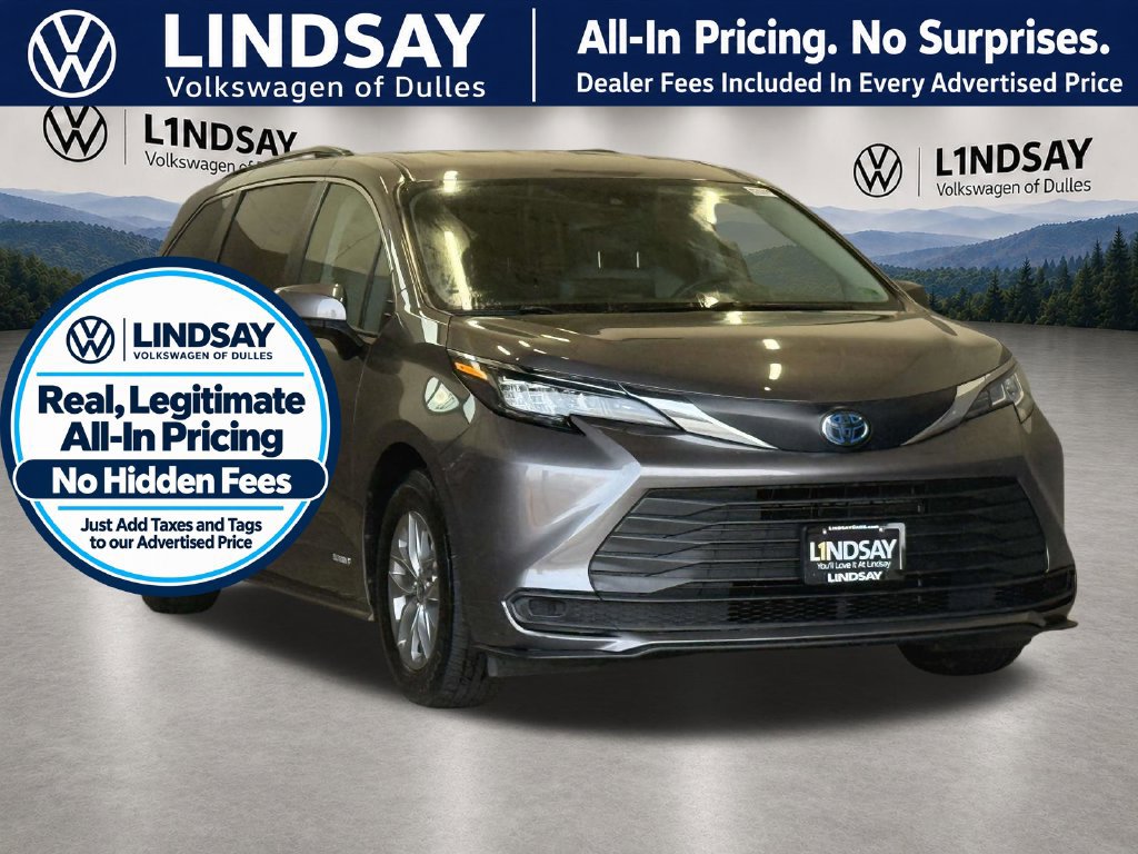 Used 2021 Toyota Sienna LE