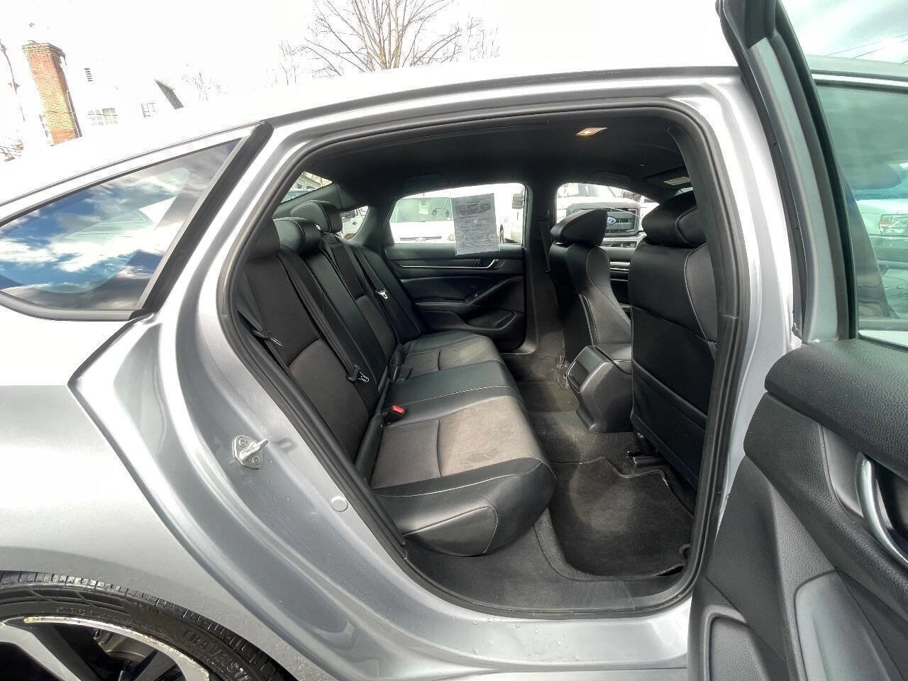 Used 2022 Honda Accord Sport image 28