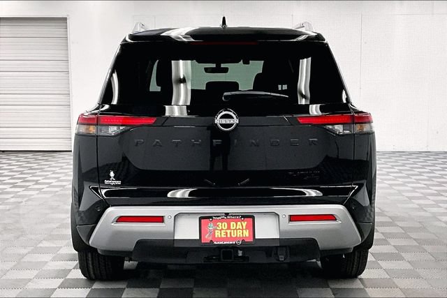 New 2025 Nissan Pathfinder Platinum w/ Lighting Package (N93) AWD/4WD image 4