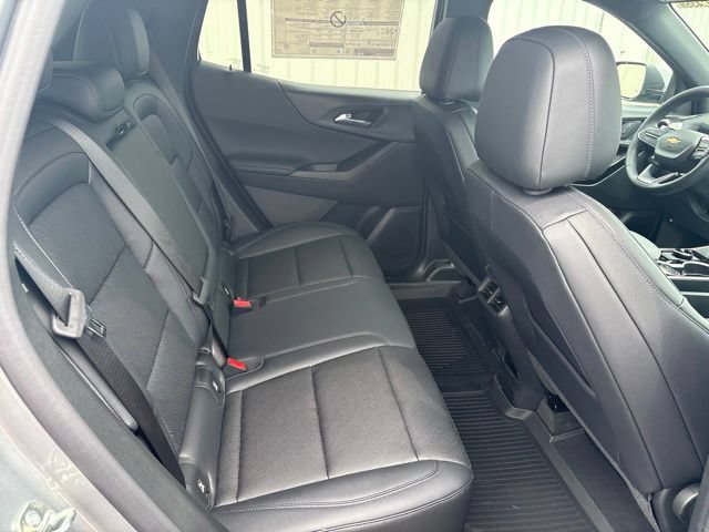 New 2026 Chevrolet Equinox LT w/ Convenience Package II AWD/4WD image 16