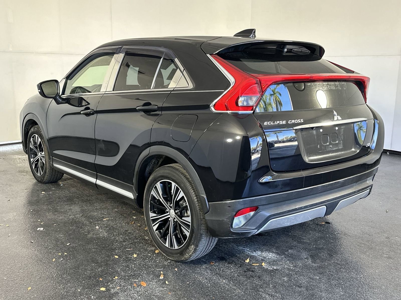 Used 2020 Mitsubishi Eclipse Cross SE image 9