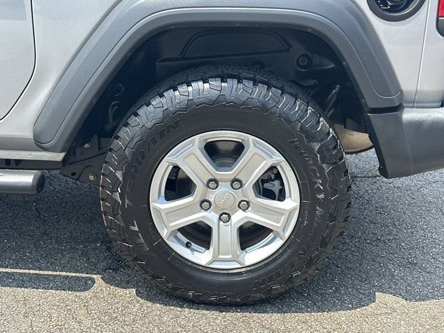 Used 2020 Jeep Wrangler Sport AWD/4WD image 19
