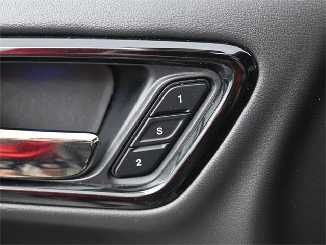 Used 2023 Dodge Durango GT image 13