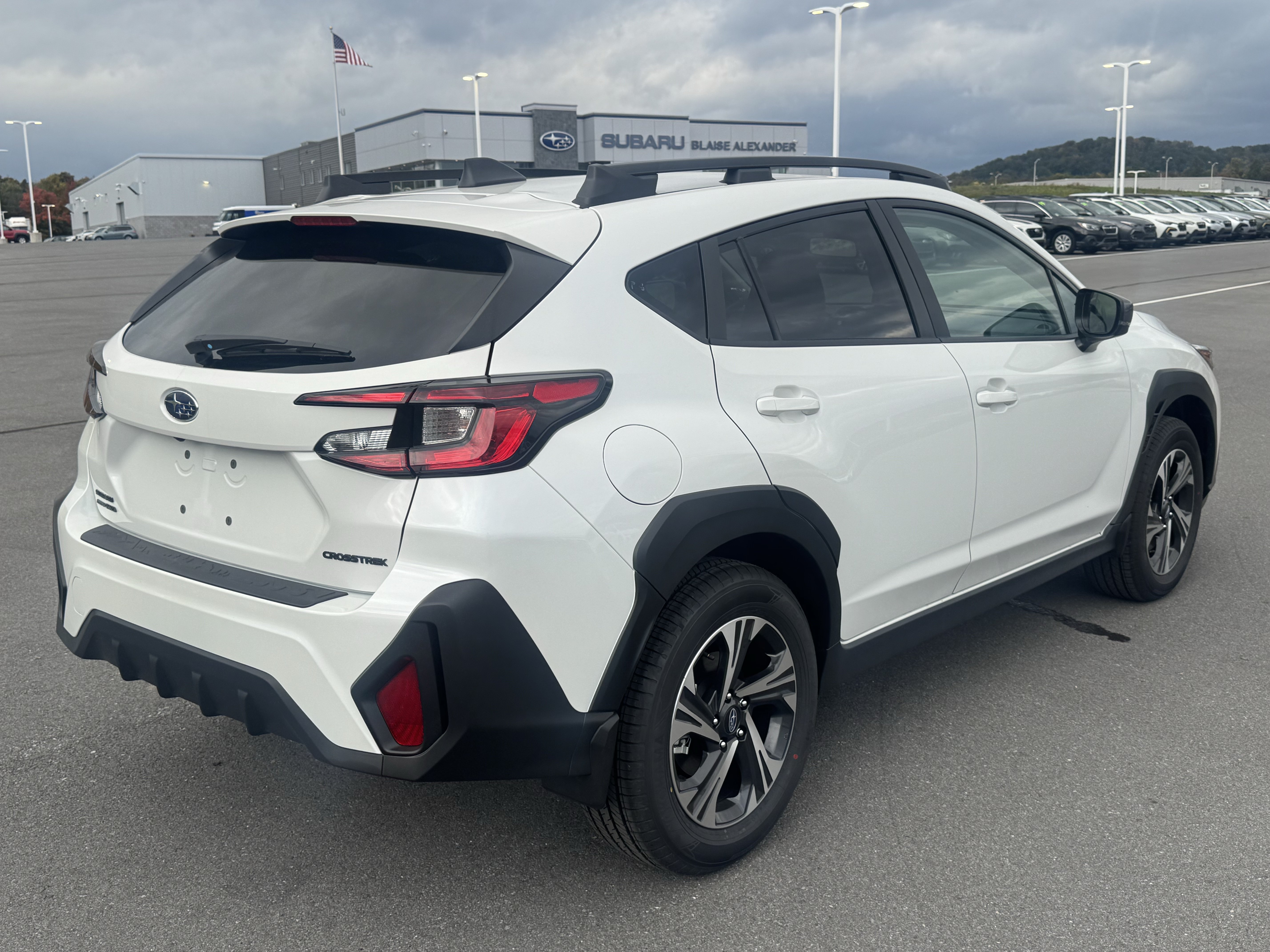 New 2026 Subaru Crosstrek 2.5i Premium AWD/4WD image 3