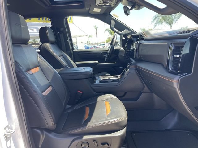 Used 2025 GMC Sierra 2500 AT4 w/ AT4 Premium Plus Package AWD/4WD image 29