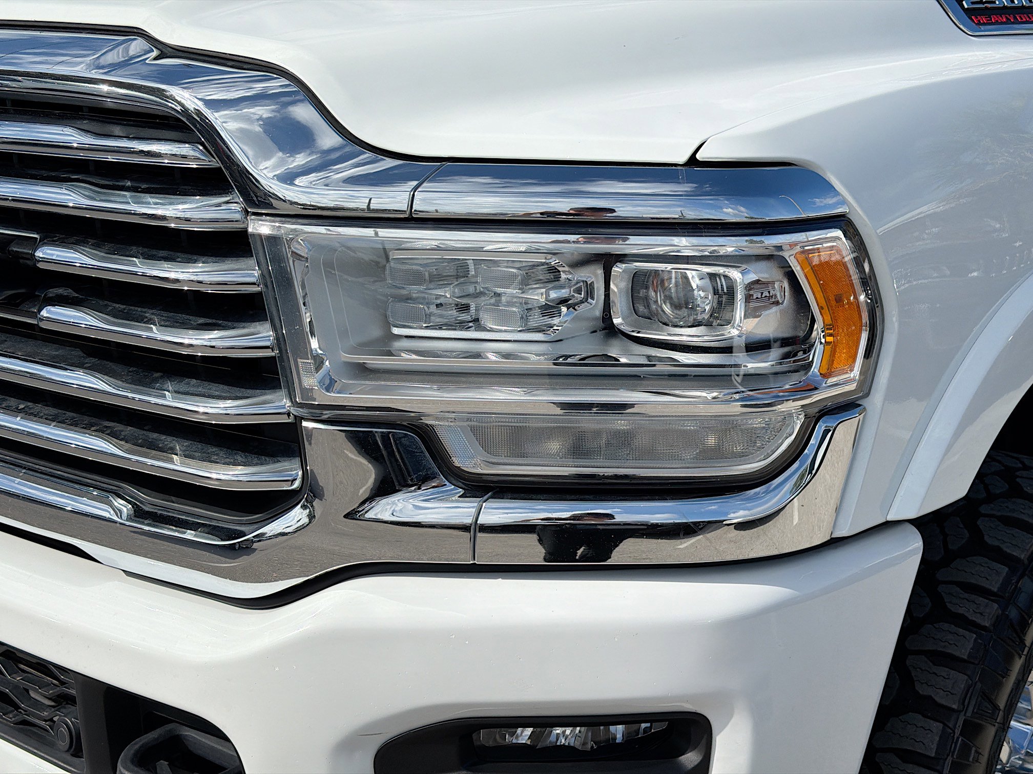 Used 2023 RAM 2500 Limited image 9