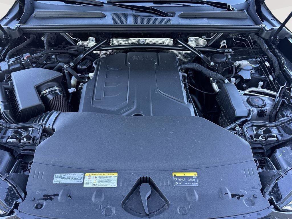 Used 2025 Audi Q5 Premium Plus w/ Premium Plus image 28