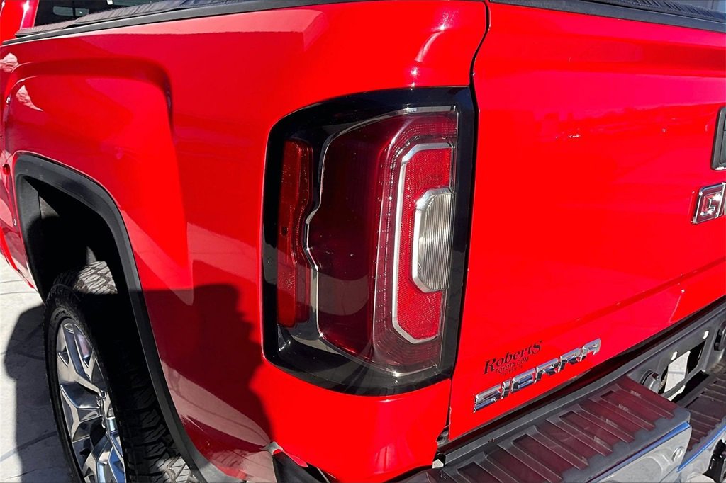 Used 2017 GMC Sierra 1500 SLT w/ SLT Preferred Package image 22