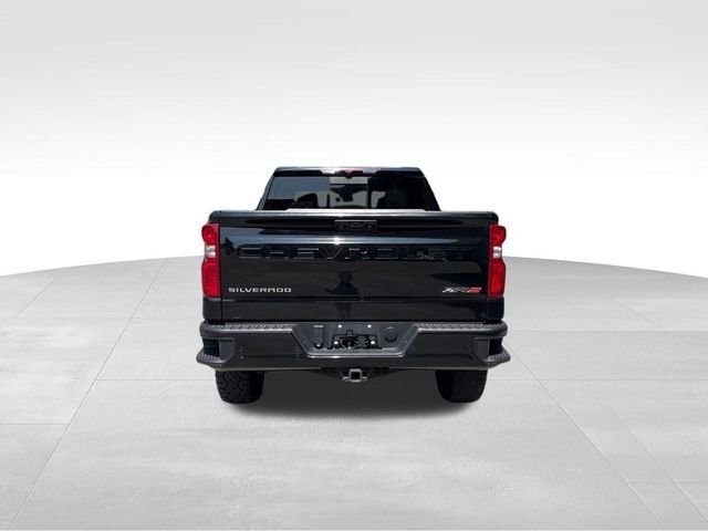 Used 2023 Chevrolet Silverado 1500 ZR2 image 4