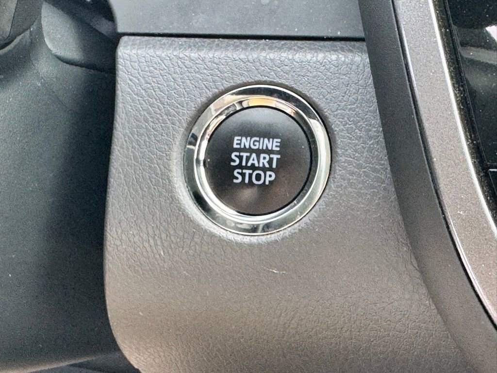 Used 2023 Toyota Camry XSE image 16