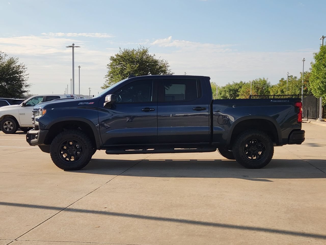 Used 2023 Chevrolet Silverado 1500 ZR2 w/ ZR2 Bison Edition AWD/4WD image 4