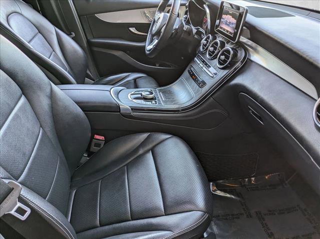 Used 2019 Mercedes-Benz GLC 300 image 19