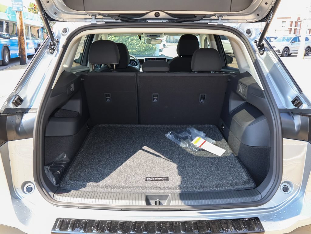 New 2026 Volkswagen Tiguan S AWD/4WD image 10