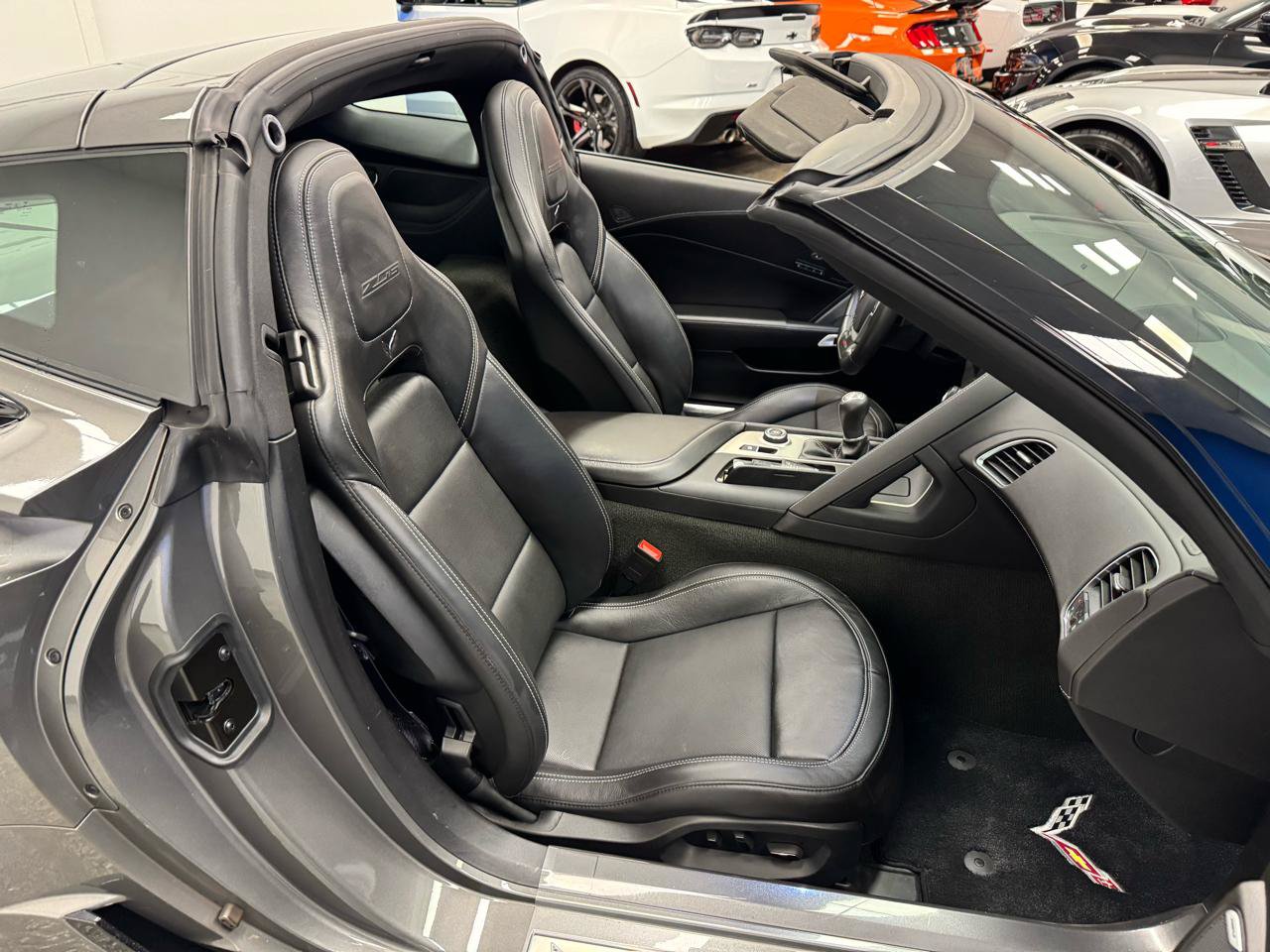 Used 2015 Chevrolet Corvette Z06 w/ 2LZ Preferred Equipment Group RWD image 17