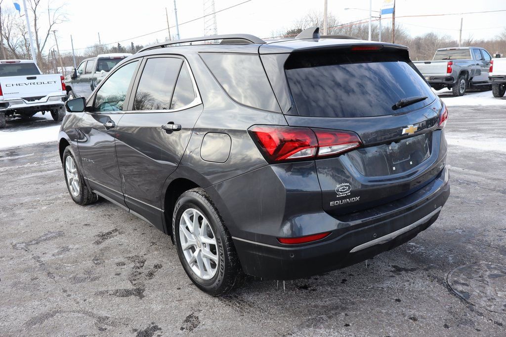 Used 2022 Chevrolet Equinox LT image 3