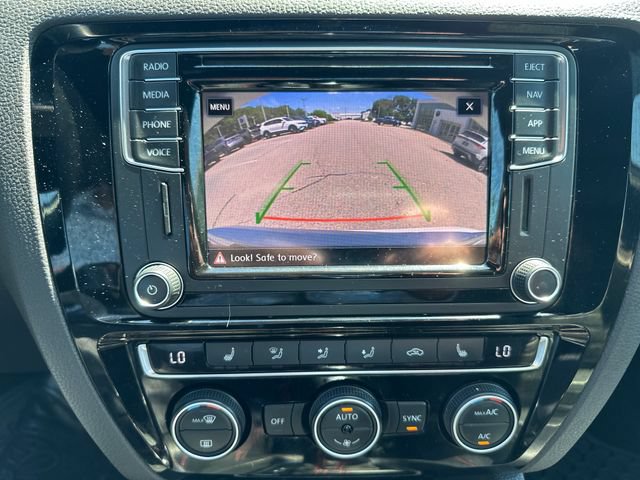 Used 2018 Volkswagen Jetta GLI FWD image 27