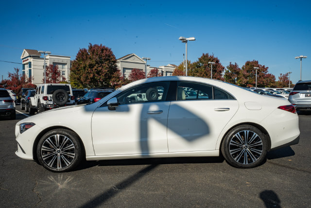 Used 2023 Mercedes-Benz CLA 250 4MATIC w/ Premium Package image 4