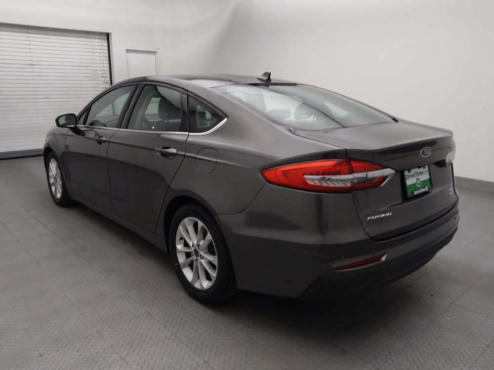 Used 2019 Ford Fusion SE FWD image 5