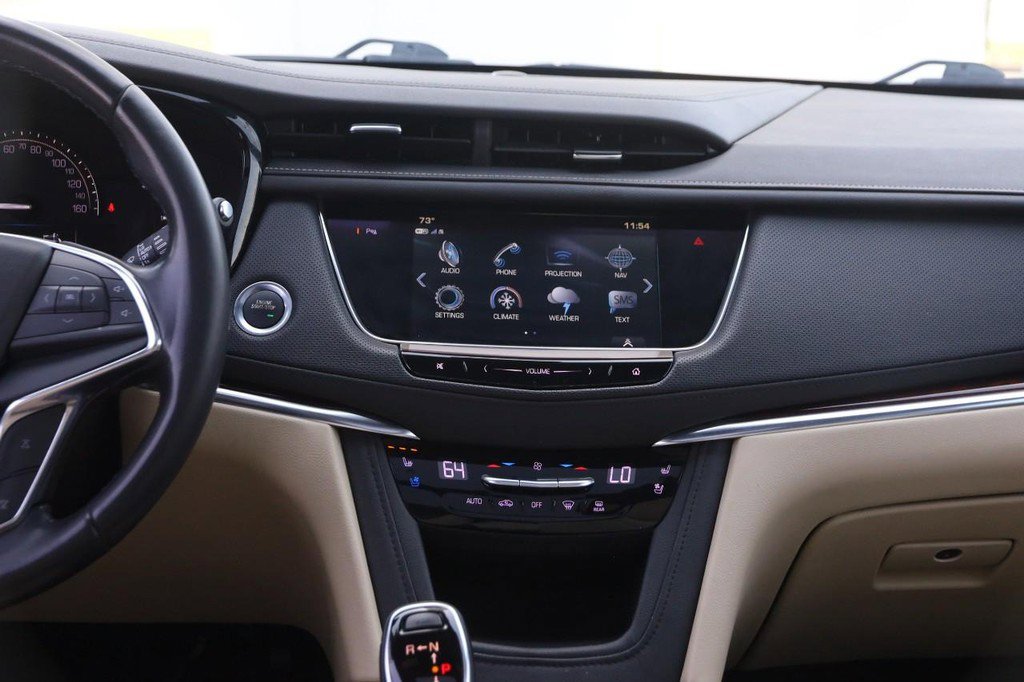 Used 2019 Cadillac XT5 Premium Luxury FWD image 24