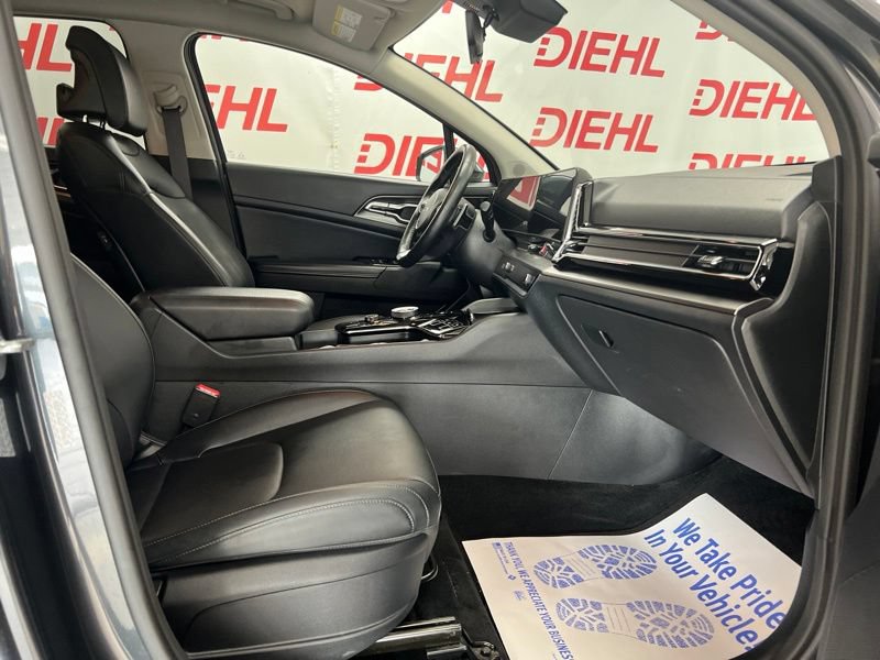 Used 2023 Kia Sportage EX AWD/4WD image 12